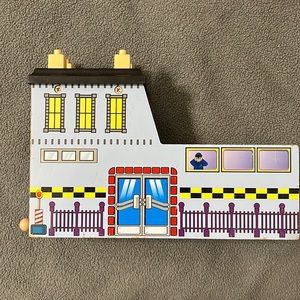 Thomas & Friends Brio Imaginarium Wooden Descending Rumbling Tunnel